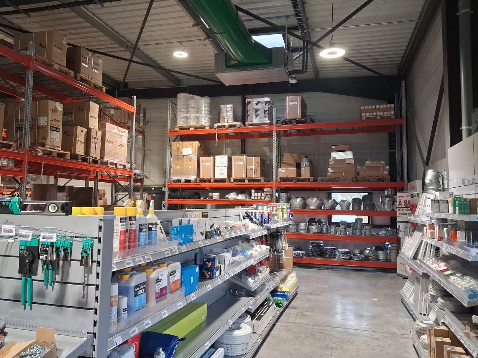 Surface de vente de l agence Climate de Caen