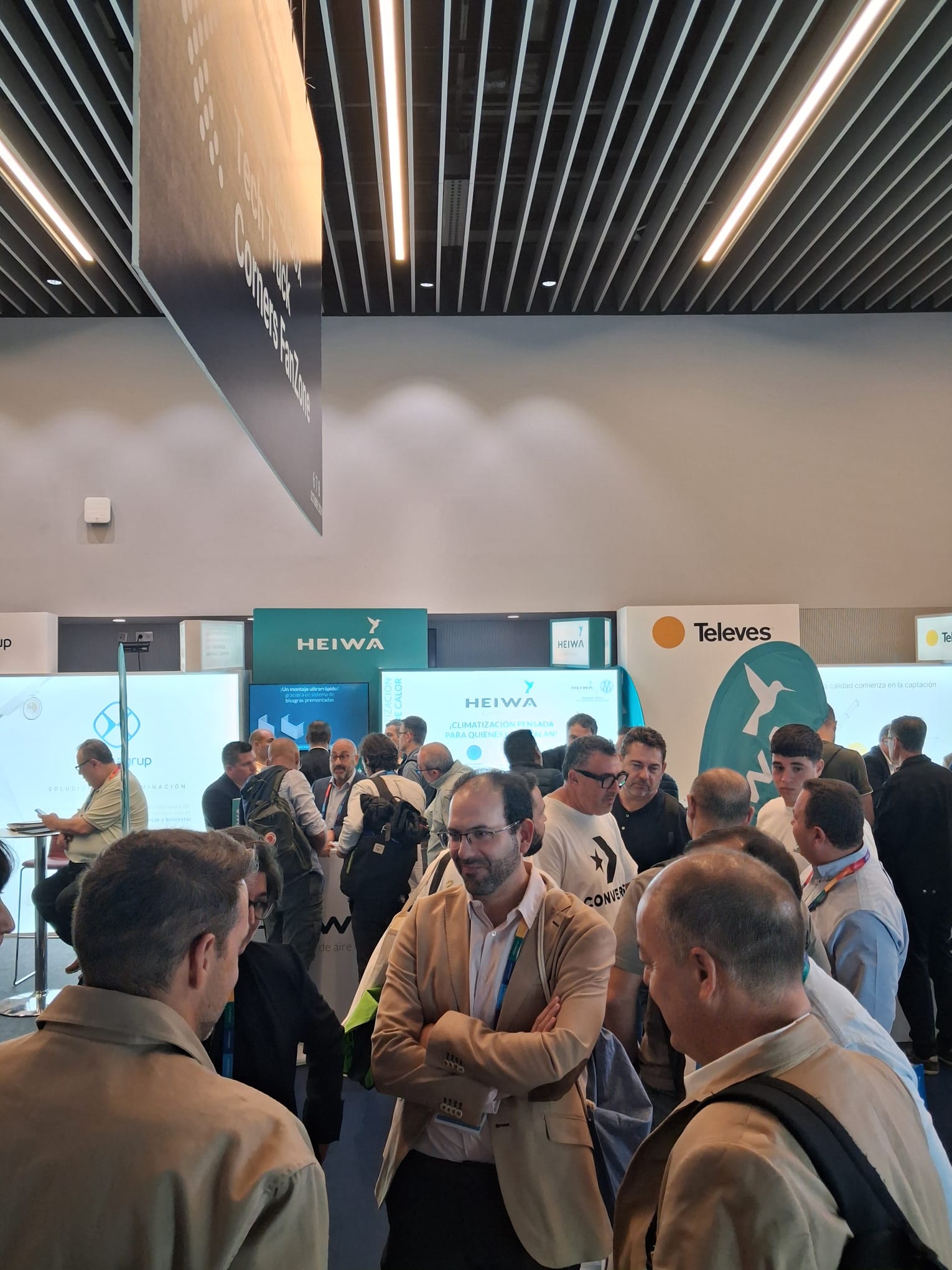 Stand Heiwa lors de l evenement Power On a Madrid