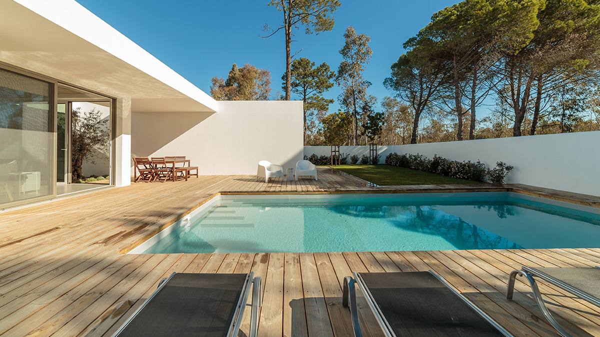 Piscine chauffée par PAC Heiwa Blue
