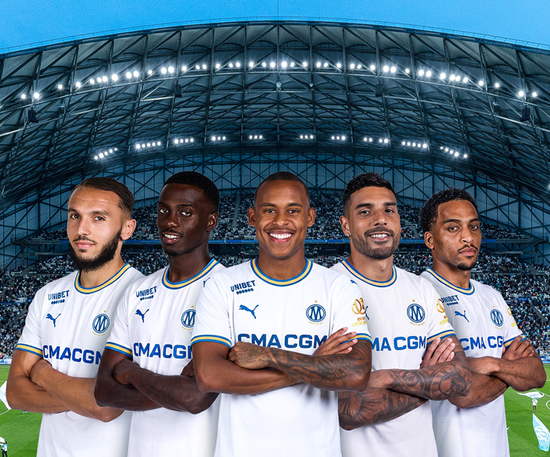 Joueurs de l'Olympique de Marseille &mdash; partenariat Heiwa &times; OM